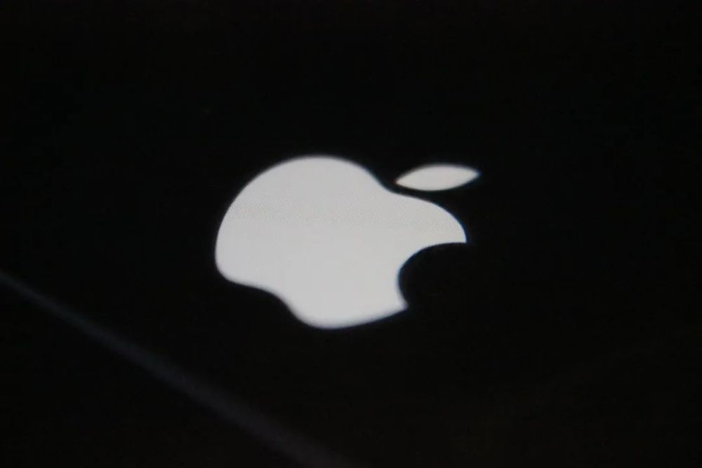 苹果“真香”iPhone降“身价”，128G跌至4799，有A15＋1200万双摄插图4
